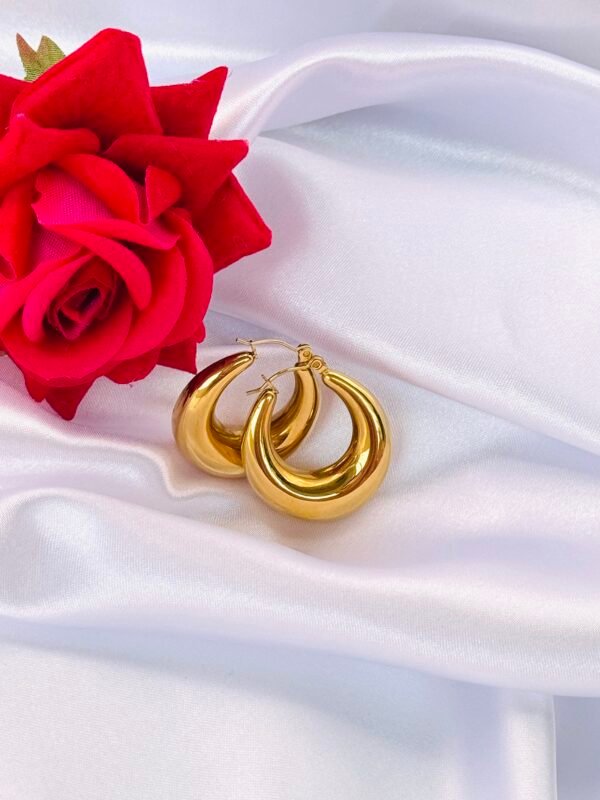 Classic Gold Polished Circular Hoop Earring - Image 3