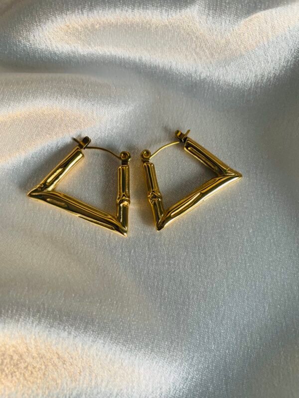 Golden Luxe Tilt Earring - Image 2