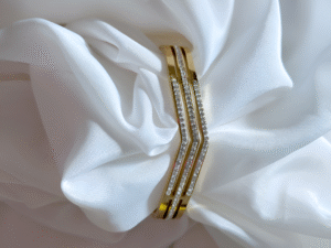 V-shaped kada bracelet