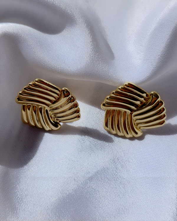 Classic Knot Studs