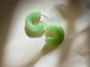 Alternative view of Green marbled duo earhoops